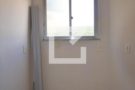 Quarto de Serviço de apartamento à venda com 2 quartos, 51m² em Vaz Lobo, Rio de Janeiro