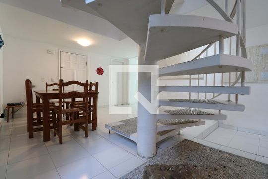 Sala de Jantar de casa à venda com 6 quartos, 247m² em Pompeia, São Paulo