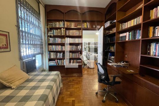 Quarto 1 de apartamento à venda com 4 quartos, 185m² em Botafogo, Rio de Janeiro