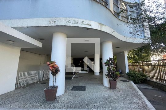Fachada e portaria de apartamento à venda com 4 quartos, 185m² em Botafogo, Rio de Janeiro