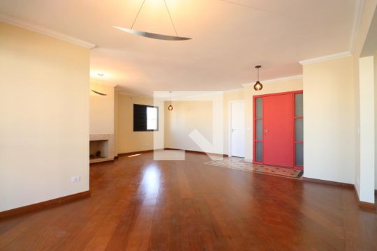 Sala de TV de apartamento para alugar com 3 quartos, 200m² em Perdizes, São Paulo