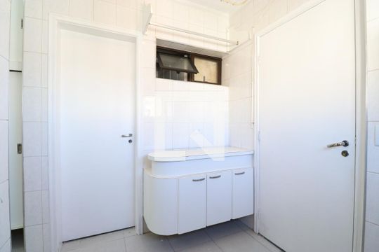 Área de Serviço de apartamento para alugar com 3 quartos, 200m² em Perdizes, São Paulo