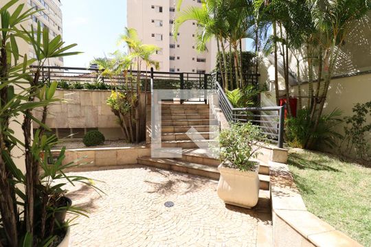 Área comum - Piscina de apartamento para alugar com 3 quartos, 200m² em Perdizes, São Paulo
