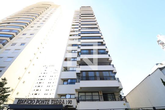 Fachada de apartamento para alugar com 3 quartos, 200m² em Perdizes, São Paulo