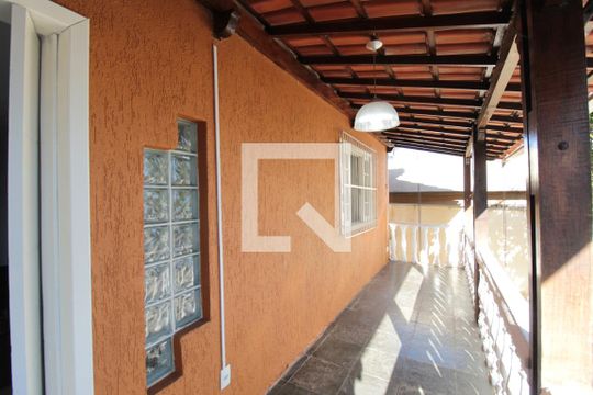 Varanda de casa à venda com 3 quartos, 360m² em Santa Monica, Belo Horizonte