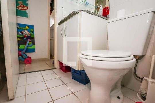 Banheiro 2 de apartamento para alugar com 3 quartos, 62m² em Vila Andrade, São Paulo