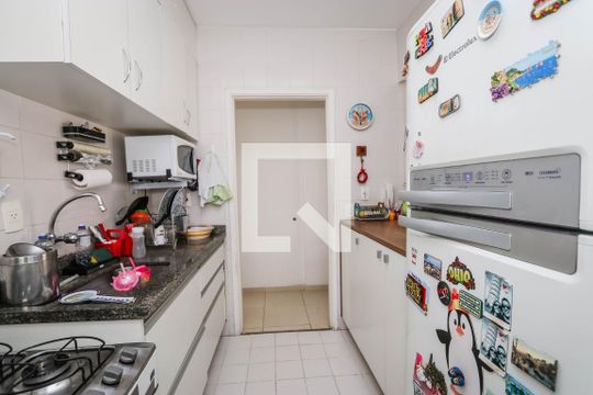 Cozinha de apartamento para alugar com 3 quartos, 62m² em Vila Andrade, São Paulo