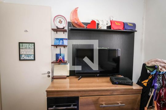 Quarto 3 de apartamento para alugar com 3 quartos, 62m² em Vila Andrade, São Paulo