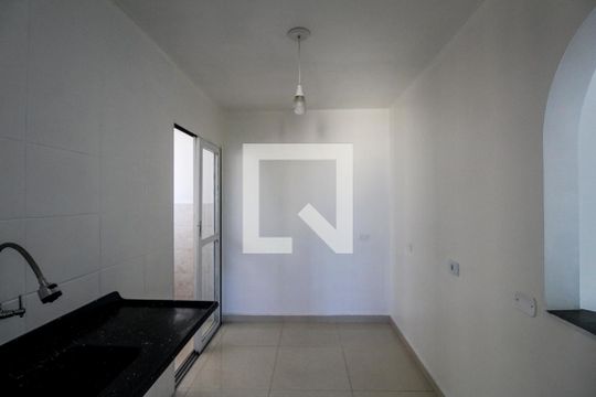Cozinha de apartamento à venda com 2 quartos, 47m² em Quinta da Paineira, São Paulo