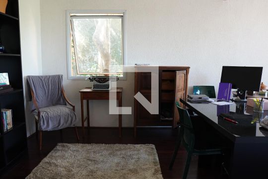 Hall de casa à venda com 5 quartos, 500m² em Vila Madalena, São Paulo