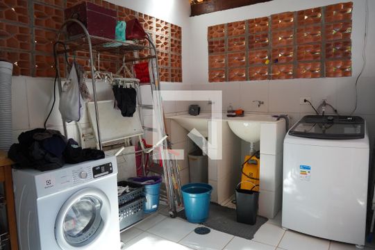 Área de Serviço de casa à venda com 5 quartos, 500m² em Vila Madalena, São Paulo