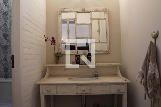 Lavabo de casa à venda com 5 quartos, 500m² em Vila Madalena, São Paulo