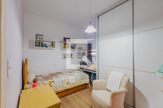 Quarto de casa à venda com 5 quartos, 378m² em Sumaré, São Paulo