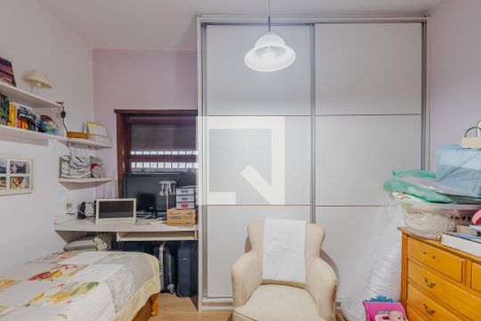 Quarto de casa à venda com 5 quartos, 378m² em Sumaré, São Paulo