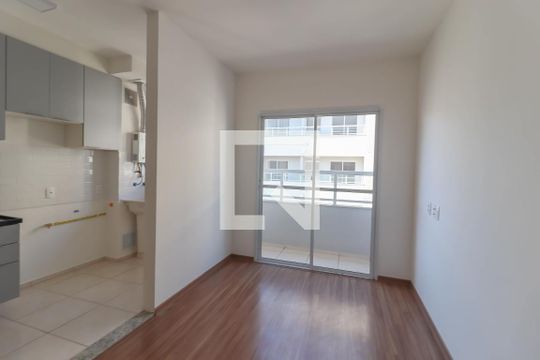 Sala de apartamento à venda com 2 quartos, 47m² em Ponte de São João, Jundiaí