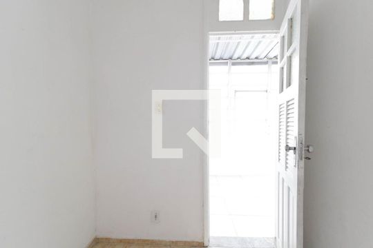 Quarto de Serviço de apartamento para alugar com 2 quartos, 100m² em Quintino Bocaiúva, Rio de Janeiro