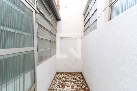 Área de Serviço externa de apartamento para alugar com 2 quartos, 100m² em Quintino Bocaiúva, Rio de Janeiro
