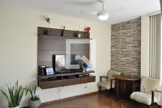 Apartamento para alugar com 2 quartos, 60m² em Todos Os Santos, Rio de Janeiro