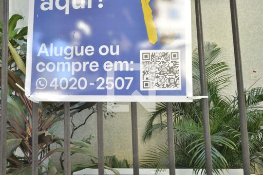 Placa de apartamento para alugar com 2 quartos, 60m² em Todos Os Santos, Rio de Janeiro