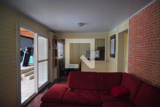 Casa à venda com 2 quartos, 300m² em Canudos, Novo Hamburgo