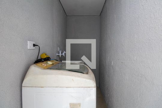 Area de serviço de kitnet/studio para alugar com 1 quarto, 12m² em Jardim Guiomar, São Paulo