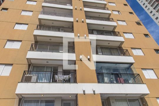 Fachada do bloco de apartamento à venda com 3 quartos, 81m² em Melville Empresarial Ii, Barueri