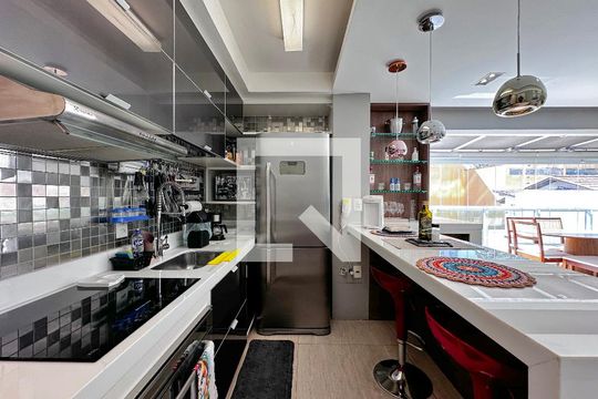 Sala//Cozinha de apartamento à venda com 1 quarto, 58m² em Brooklin Paulista, São Paulo