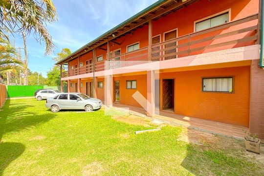 Área comum de kitnet/studio para alugar com 1 quarto, 24m² em São João do Rio Vermelho, Florianópolis