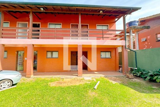 Área comum de kitnet/studio para alugar com 1 quarto, 24m² em São João do Rio Vermelho, Florianópolis