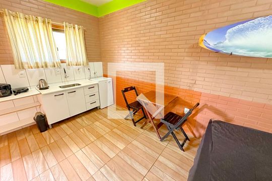 Kitnet/Studio para alugar com 1 quarto, 24m² em São João do Rio Vermelho, Florianópolis