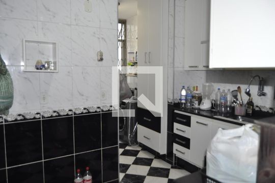 Cozinha  de apartamento à venda com 2 quartos, 85m² em Sampaio, Rio de Janeiro