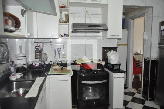 Cozinha  de apartamento à venda com 2 quartos, 85m² em Sampaio, Rio de Janeiro