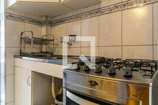 Cozinha de kitnet/studio para alugar com 1 quarto, 30m² em Vila Buarque, São Paulo