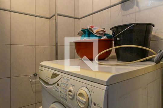 Banheiro de kitnet/studio para alugar com 1 quarto, 30m² em Vila Buarque, São Paulo