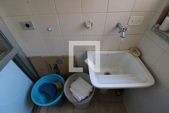 Área de Serviço de apartamento para alugar com 3 quartos, 65m² em Santa Teresinha, São Paulo