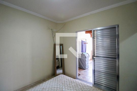 Quarto 1 de casa à venda com 2 quartos, 64m² em Vila Ivg, São Paulo