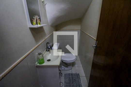 Lavabo de casa à venda com 2 quartos, 64m² em Vila Ivg, São Paulo