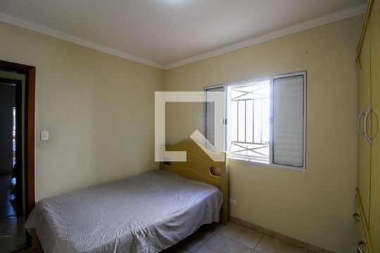 Quarto 2 de casa à venda com 2 quartos, 64m² em Vila Ivg, São Paulo
