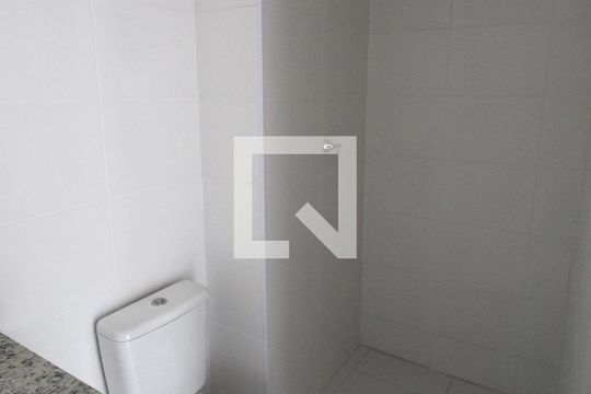 Banheiro de kitnet/studio para alugar com 1 quarto, 24m² em Vila Olímpia, São Paulo
