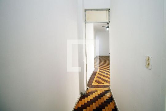 Corredor de apartamento para alugar com 2 quartos, 79m² em Bonsucesso, Rio de Janeiro