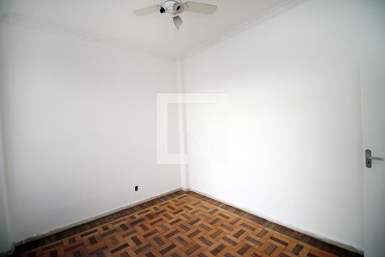 Quarto 1 de apartamento para alugar com 2 quartos, 79m² em Bonsucesso, Rio de Janeiro