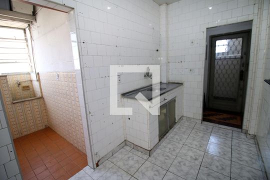 Cozinha de apartamento para alugar com 2 quartos, 79m² em Bonsucesso, Rio de Janeiro