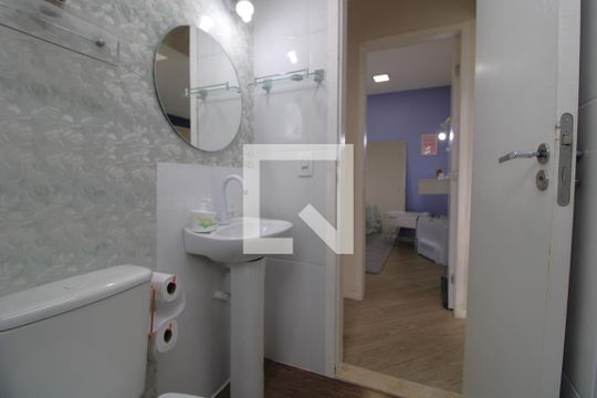 Banheiro de apartamento à venda com 2 quartos, 50m² em Vila da Paz, São Paulo