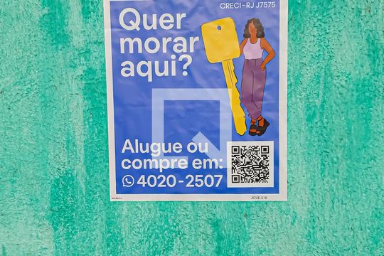plaquinha de casa para alugar com 4 quartos, 200m² em Jacarepaguá, Rio de Janeiro