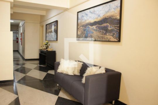 Hall Social de apartamento à venda com 2 quartos, 70m² em Pompeia, São Paulo