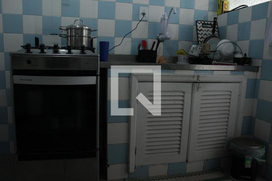 Cozinha de apartamento à venda com 2 quartos, 70m² em Pompeia, São Paulo