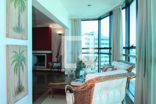 Varanda de apartamento à venda com 3 quartos, 213m² em Vila Itapura, Campinas