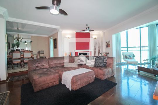 Sala de apartamento à venda com 3 quartos, 213m² em Vila Itapura, Campinas