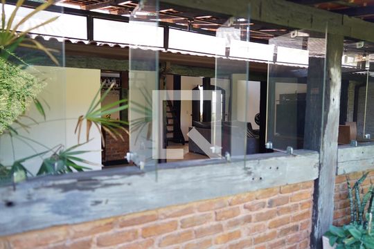 Sala de casa à venda com 3 quartos, 399m² em Anil, Rio de Janeiro
