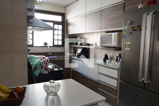 Cozinha de casa à venda com 3 quartos, 399m² em Anil, Rio de Janeiro